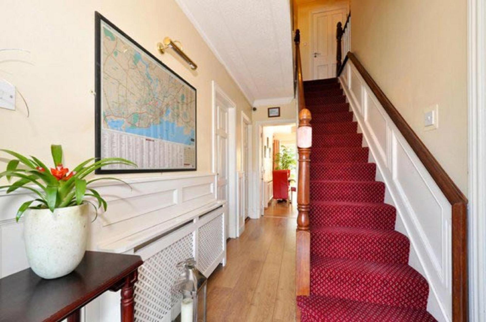Lynfield Guest House Γκάλγουεϊ Εξωτερικό φωτογραφία
